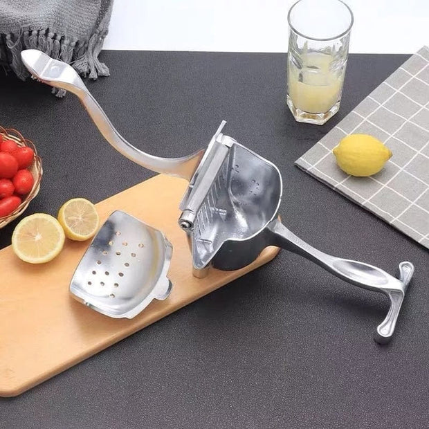 Manual Juice Squeezer – Portable Aluminum Alloy Hand Pressure Juicer